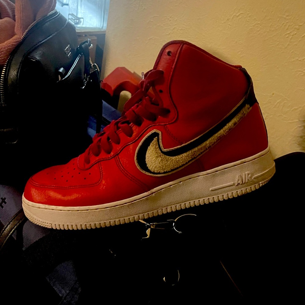 Size 11 mens air Jordan’s high tops